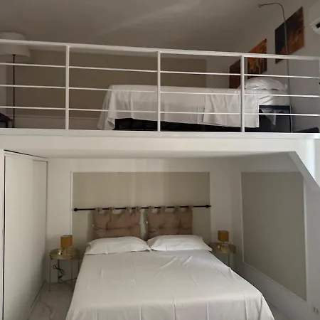 דירה Vacanze Romane *